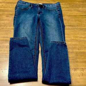 Madewell jegging style denim